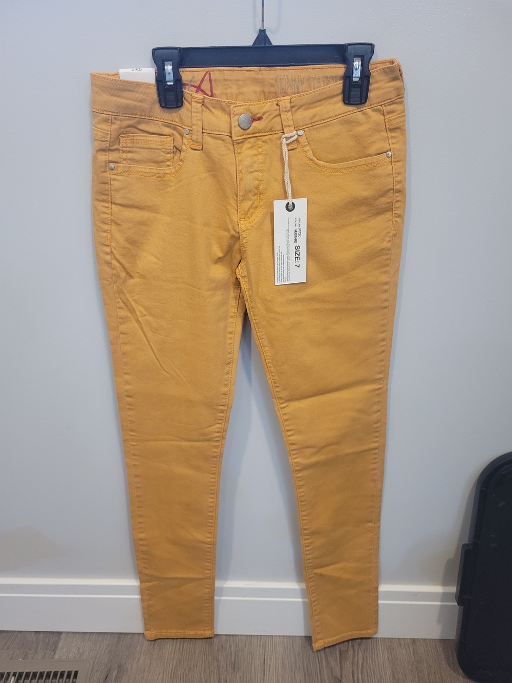 Mustard Yellow Women's Skinny Jeans